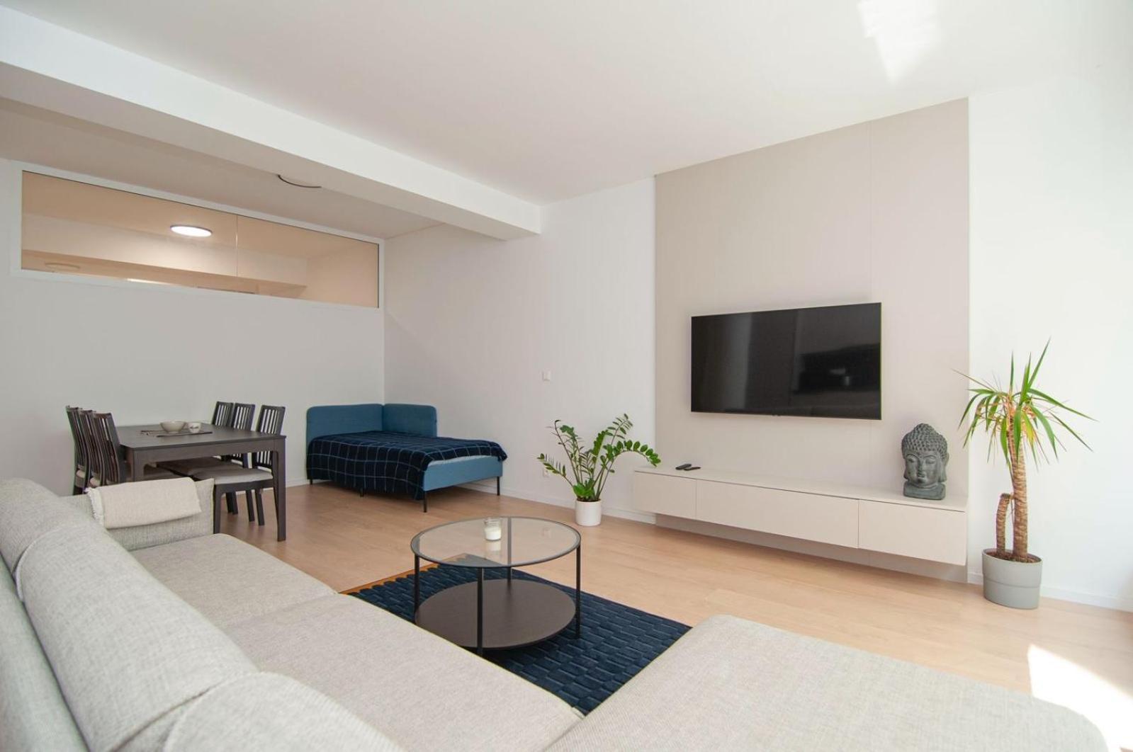 Beautiful Apartment Братислава Екстер'єр фото